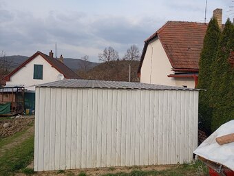 Plechová garáž - 2