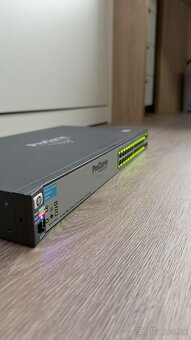 HP ProCurve Switch - 2