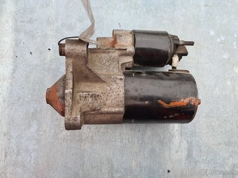 Štartér Renault Clio II - 2