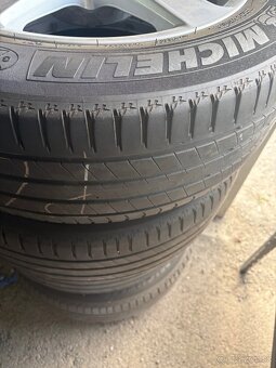 235/55 r18 michelin elektrony audi - 2