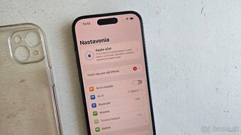 Apple iPhone 15 tmavý 128GB - aj vymením - 2