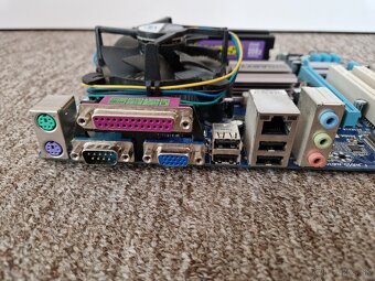 Gigabyte GA-G41M- combo, Intel E6550, RAM 4GB DDR2 - 2