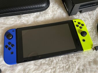 NINTENDO SWITCH - 2