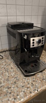 DeLonghi Magnifica S - 2