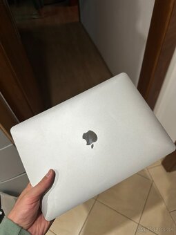 MacBook Air retina 13 - 2