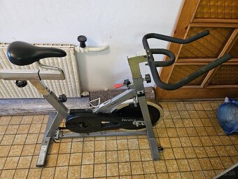 Stacionarny bicykel - 2
