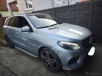 Mercedes Benz GLE 500 e - 2