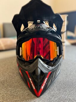 Airoh aviator 2.2 styling red matt + okuliare + výstroj - 2