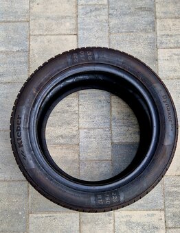 225/50R17 Kleber Dynaxer HP5 - 2