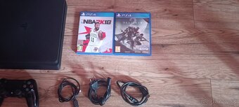 Ps4 slim s hrami - 2