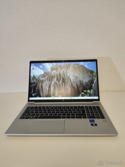 HP EliteBook 650 G9 | Intel Core i5 1235U • 16 GB RAM • 256 - 2