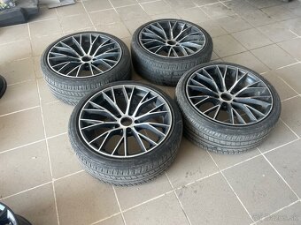 BMW 5x120 r19 - 2