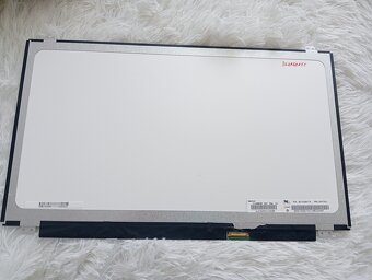 predám 15.6" LED SLIM displej , 30pin eDP , N156BGE - 2