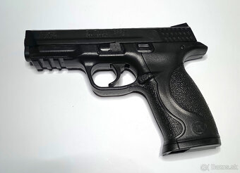 S&W M&P .40 GNB - 2