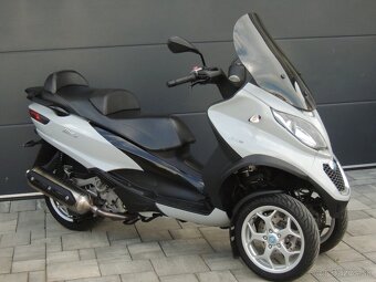 PIAGGIO MP3 500 ,,B" vodičák 2017 - 2