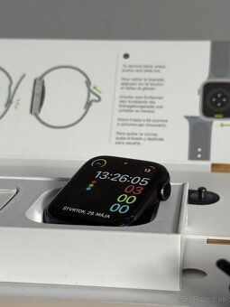 Apple watch SE 44mm 2.generácie, Midnight - 2