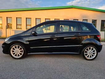 Mercedes-Benz B200 CDI SPORT A/T - 2