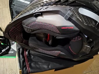 Predam kvalitnu karbonovu prilbu LS2 MX701 Explorer Carbon - 2