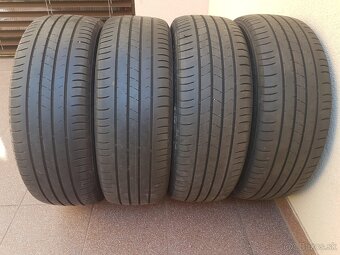 Kumho 215/55 R18 letne - 2
