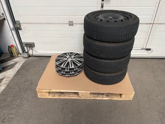 Zimne pneumatiky + disky + puklice - 2
