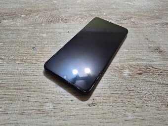 Samsung A03 plnefunkcny displej bez skrabancov bolo na nom n - 2