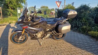 Predám BMW s1000xr,ročník 9/2017 najazdené 52 654km , 121kw - 2