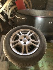 Predam dieli suzuki swift - 2