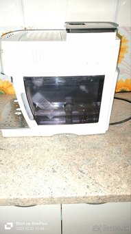 Kávovar Delonghi Magnifica W - 2