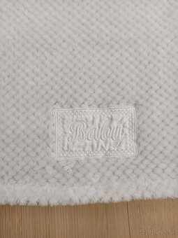 Biela deka pre bábätko - 2