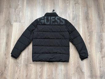 Čierna bunda Guess - 2