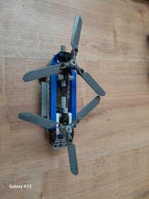 Lego  Technic 42020 helikoptéra s dvomi rotormi - 2