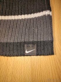 čierno sivá pletená čiapka NIKE - 2