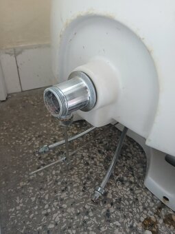 Umývadlo s nohou - 2