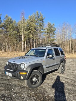 Jeep kj cherokee - 2