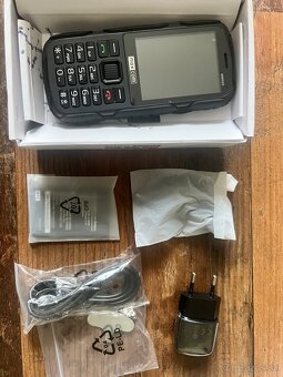 Maxcom Strong MM920 - 2