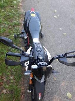 Predám elektrickú detskú motorku Aprilia - 2