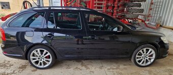 Škoda octavia 2 RS - 2
