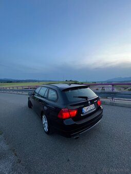 BMW e91 lci 2010 320d x-drive - 2