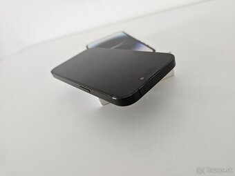 Apple iPhone 14 Pro - 2