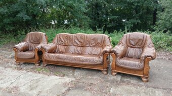 Kožená sedací souprava 3+1+1 s masivním dřevem - 2