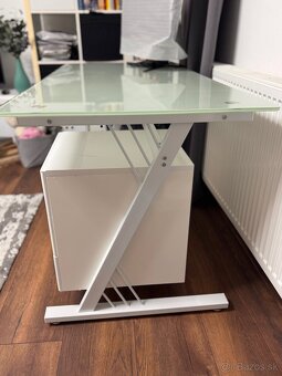 Pisaci stol biely, mliecne tvrdene sklo - 2