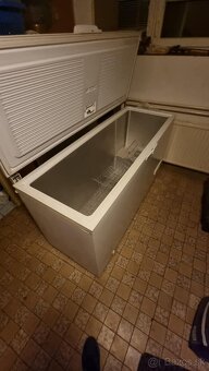 Truhlicová mraznička Whirlpool 500L - 2