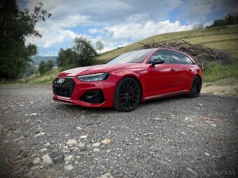 Audi RS4 COMPETITION MATRIX VIRTUAL Red/Black - 2
