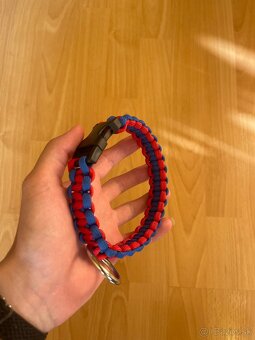 Paracordový náramok a prívesok - 2