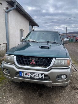 Mitsubishi Pajero - 2