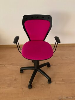 Stolicka pre dievčata - 2