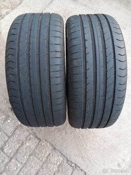 Predane predane Letné pneumatiky 235/45R17 - 2