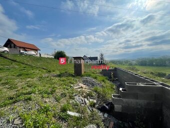 Pozemok kde môžete hneď stavať - s výhľadom na Odálke vo Fin - 2