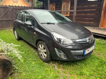Predám Opel Corsa r.v. 2011 6st. manuál 70kW - 2