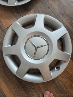Mercedes puklice R15 w169 - 2